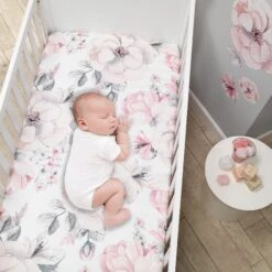 Signature Botanical Baby 4-Piece Crib Bedding Set -Lambs & Ivy botanical baby sheet a baby b1603200 bae2 4862 b211 9977611946e9