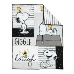 Classic Snoopy 3-Piece Crib Bedding Set -Lambs & Ivy classic snoopy quilt fold